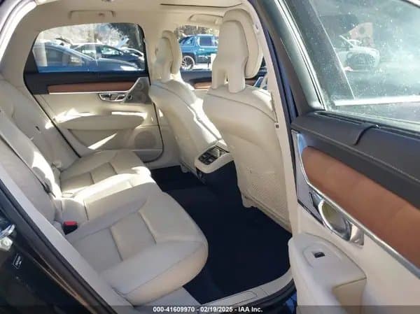 Volvo S90 2017