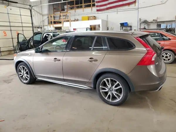 Volvo V60 2016