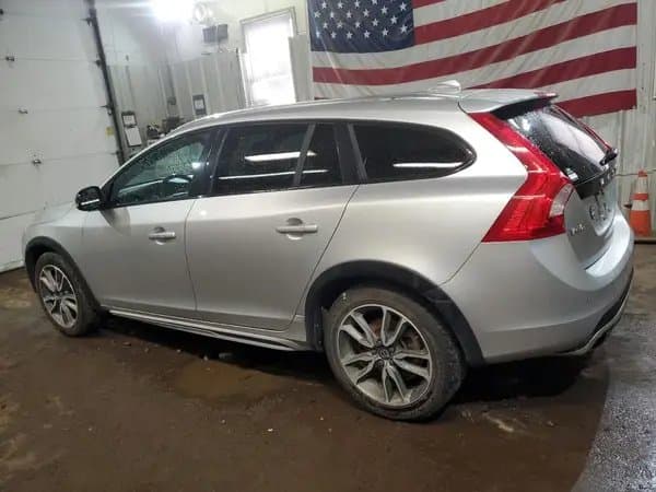 Volvo V60 2016