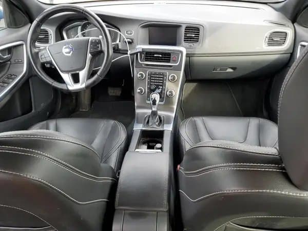 Volvo V60 2016