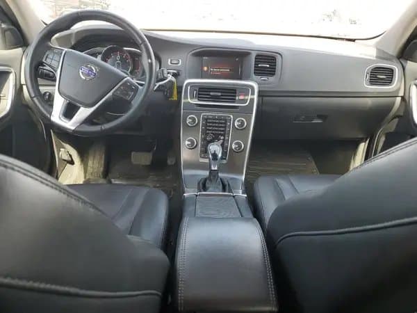 Volvo V60 2016