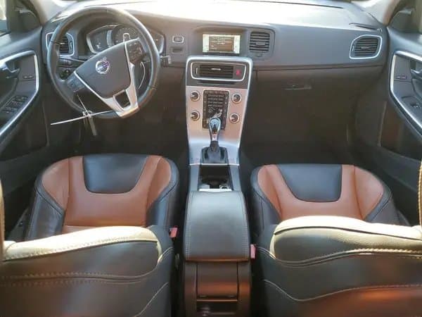 Volvo V60 2017