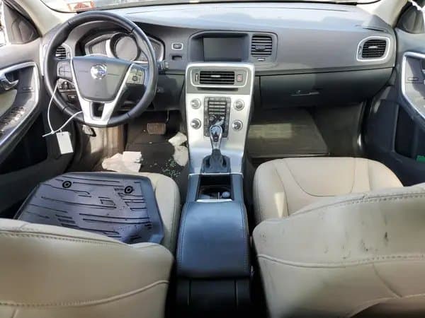 Volvo V60 2017
