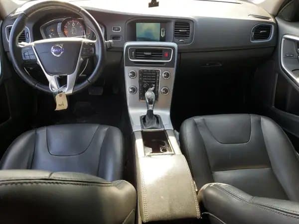 Volvo V60 2017