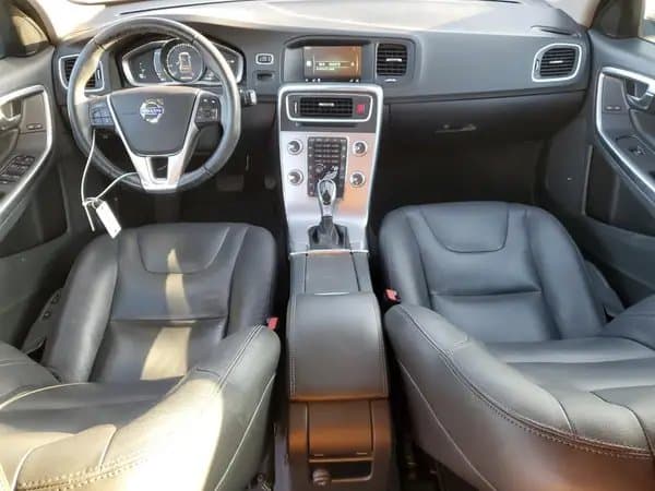 Volvo V60 2017