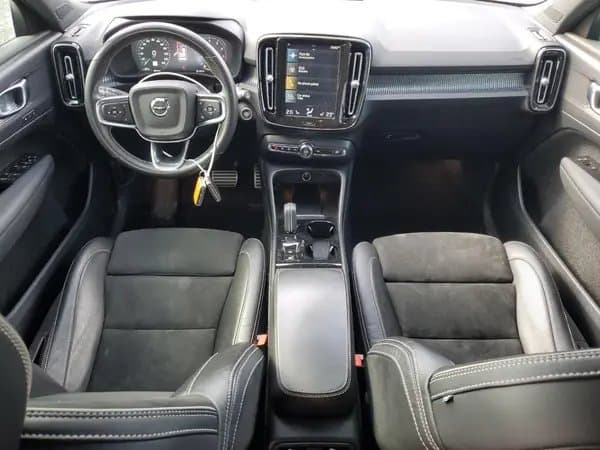 Volvo Xc40 2021