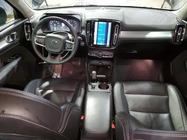 Volvo Xc40 2022