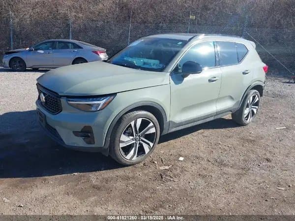 Volvo Xc40 2023