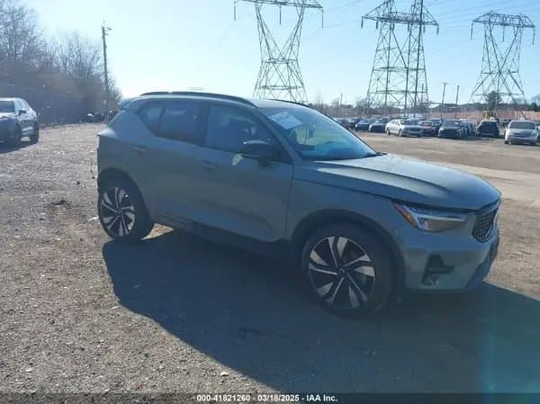 Volvo Xc40 2023