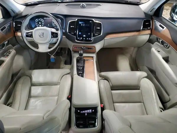 Volvo Xc90 2016