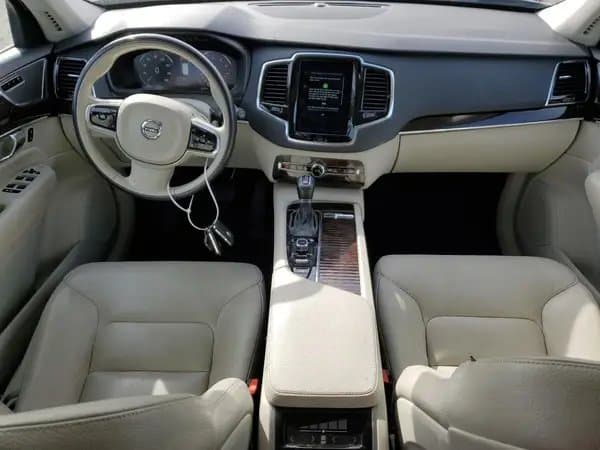 Volvo Xc90 2017