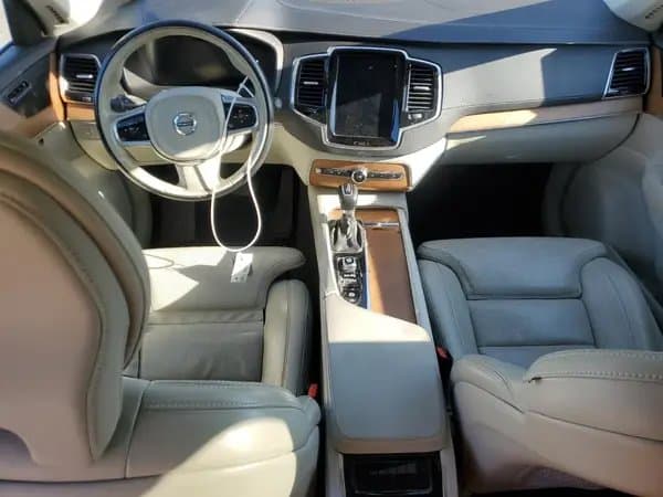 Volvo Xc90 2019