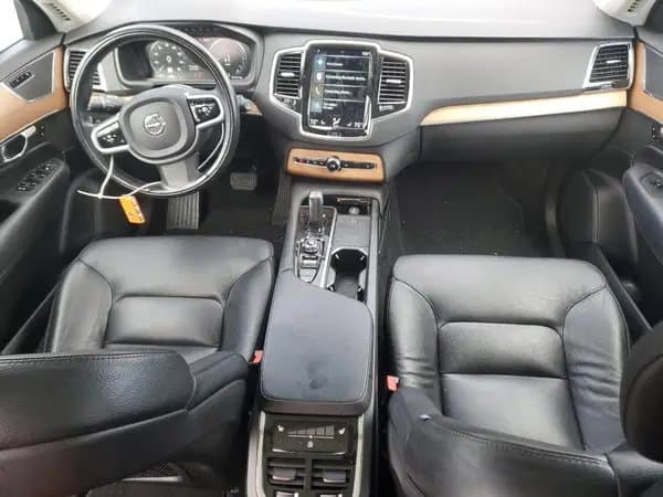 Volvo Xc90 2021