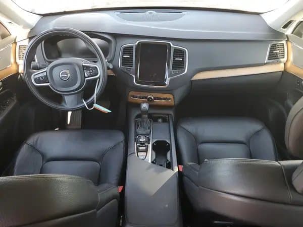 Volvo Xc90 2021